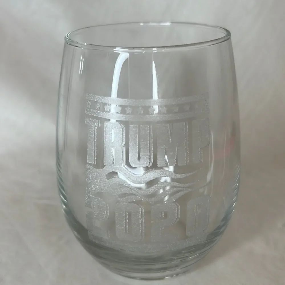 Trump 2020 16 Ounces Drinking Clear Glass 2 1/2 Inches Diameter 4 1/4 Inch Tall